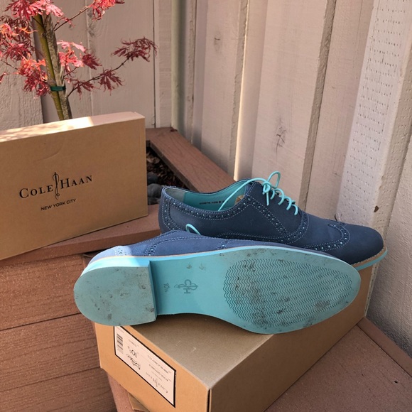 Women’s Cole Haan Shoes - Picture 8 of 9